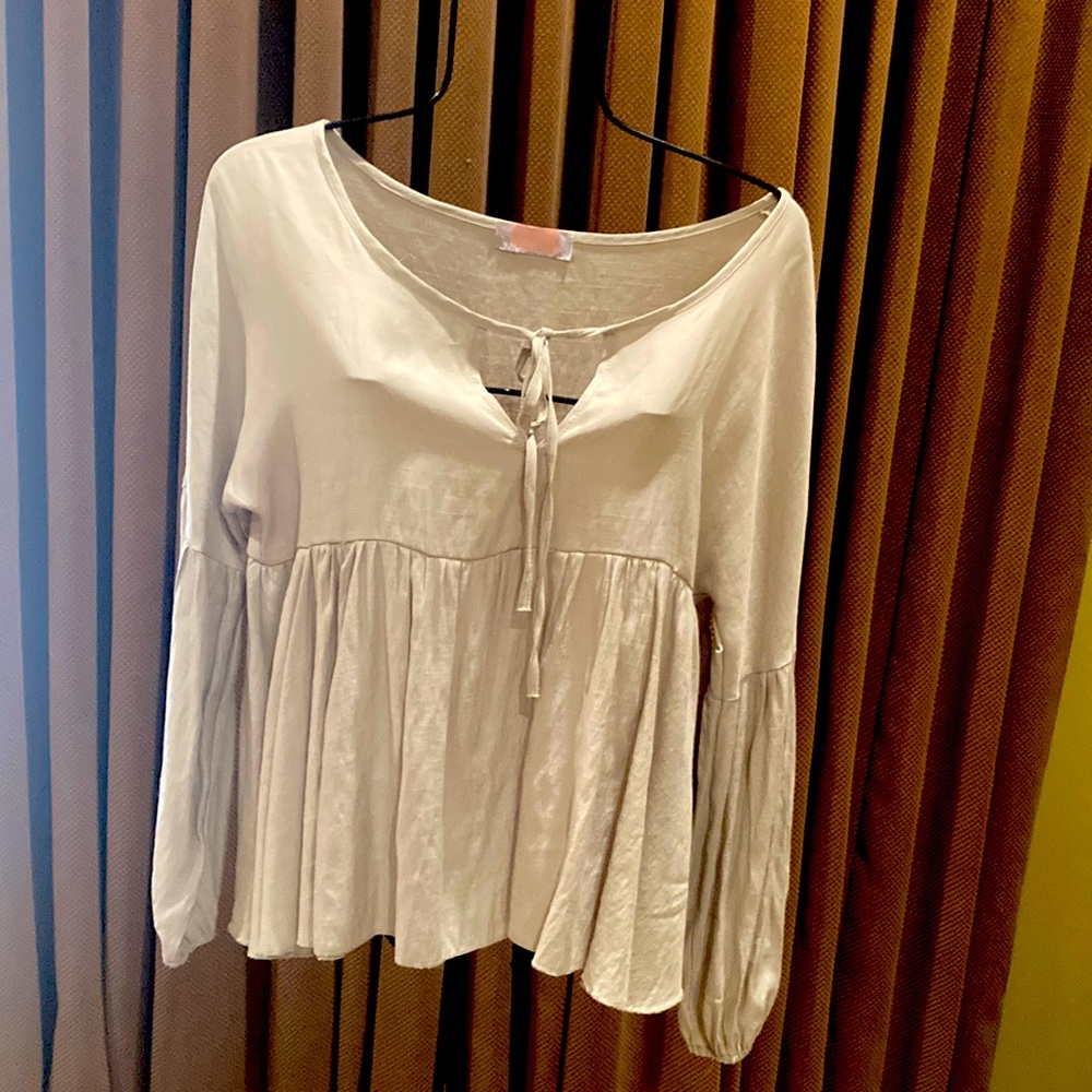 NWT Women’s long sleeve blouse